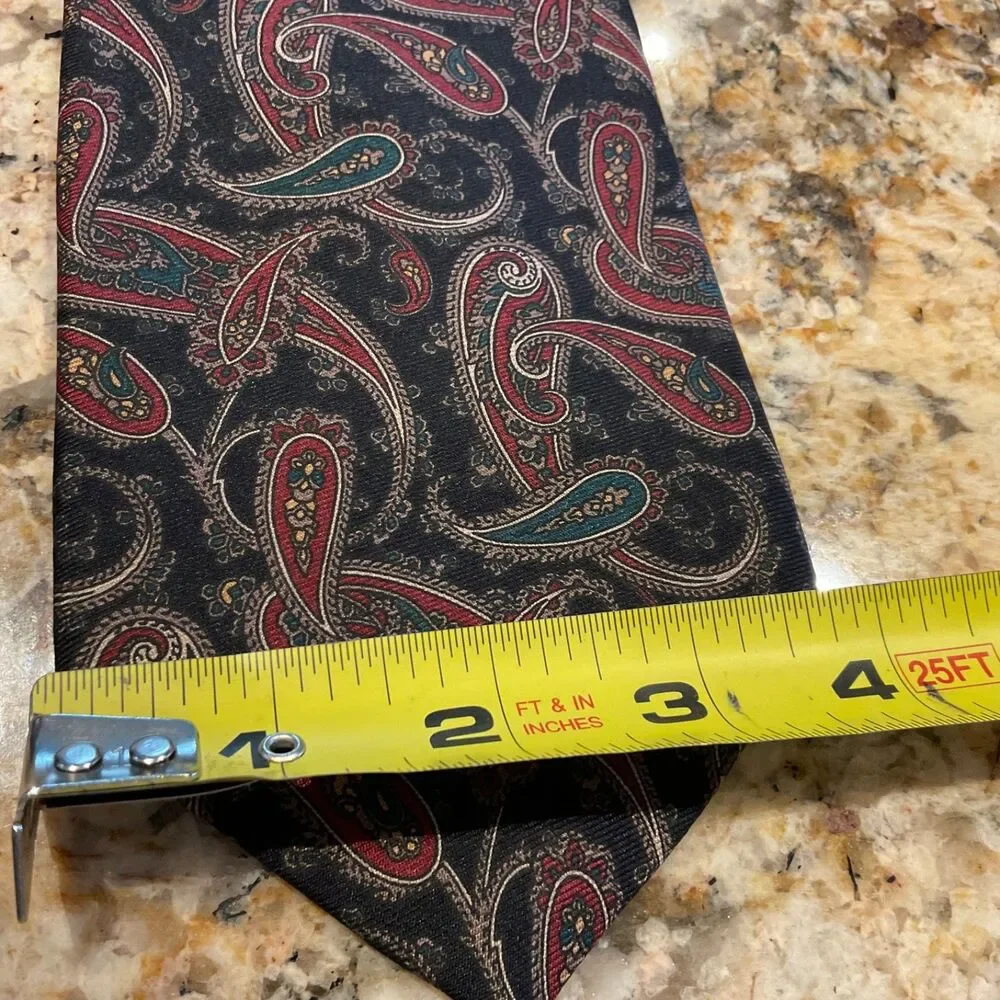 Vintage Bert Pulitzer black/maroon  100% Silk Men’s Neck Tie Made In USA